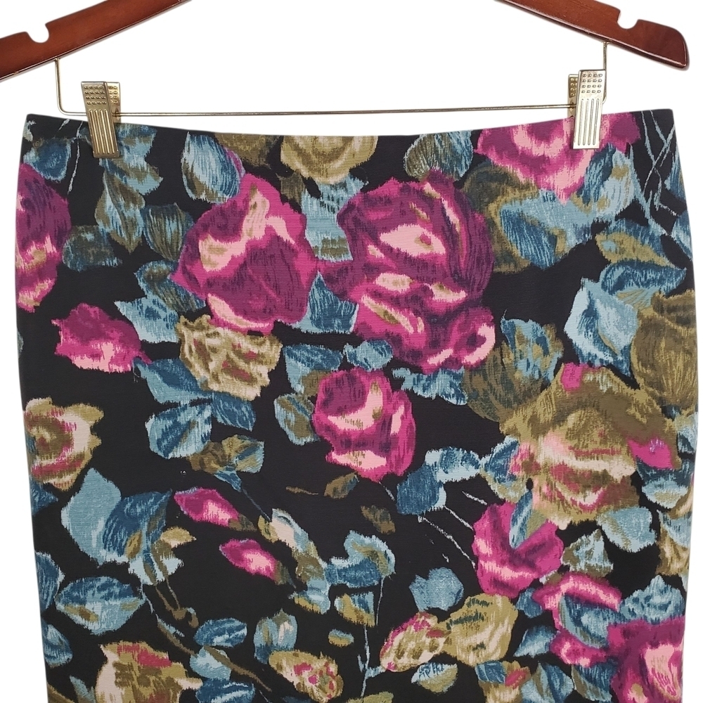 Talbots Floral Pencil Skirt - Black, Pink, Green. Cotton/Silk Blend. 12P. #0188 - Picture 2 of 9